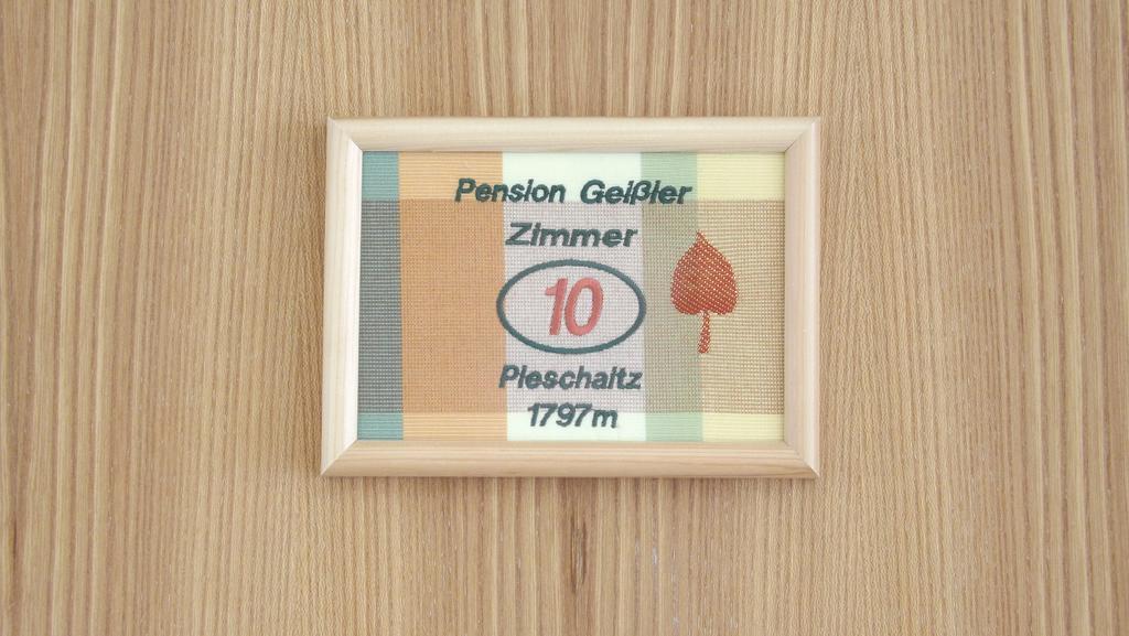 Pension Geissler-Reicher Oberwoelz Stadt Ngoại thất bức ảnh